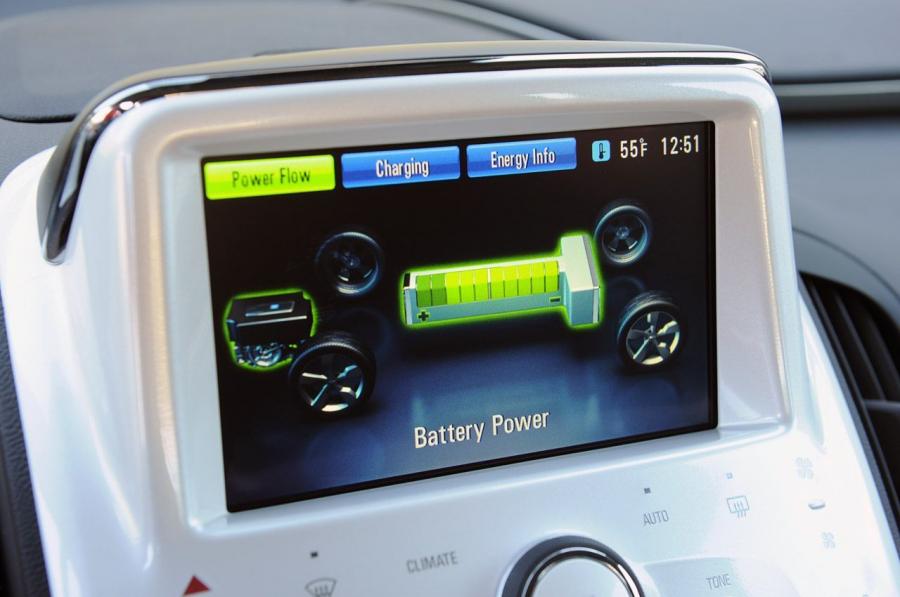  Chevrolet Volt 2011 года  (фото 69 из 356)